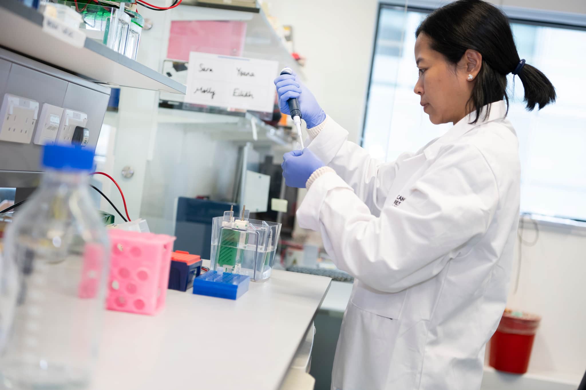 Researcher and Lab image (Cancer Research UK Scotland Institute) - Brand shoot 2024.