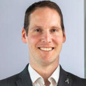  Dr Owen Jackson
