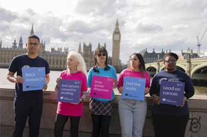 campaigners_on_riverside